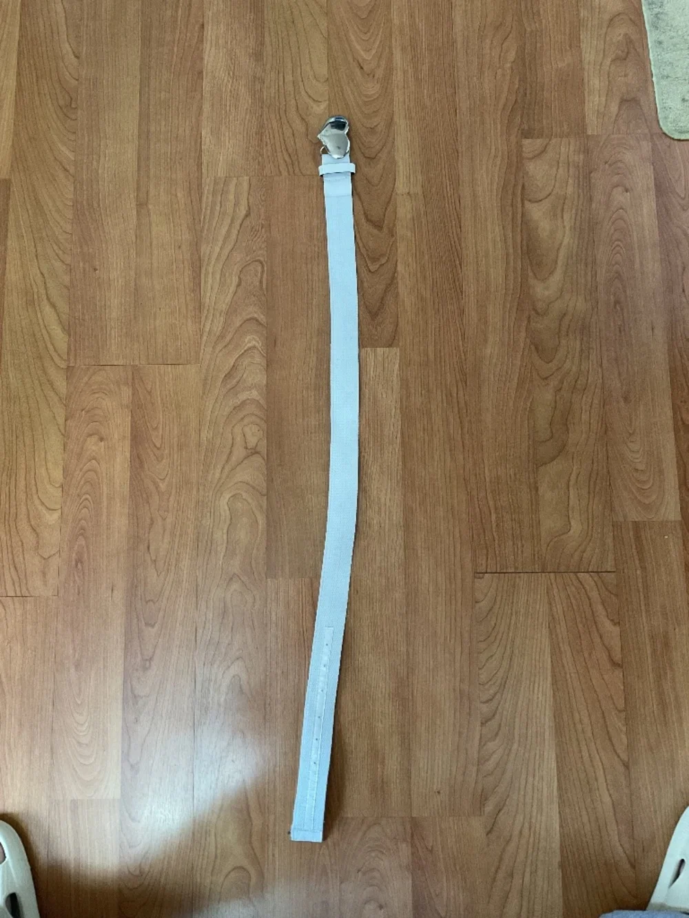 T’OUI Heart Shaped Buckle White Belt